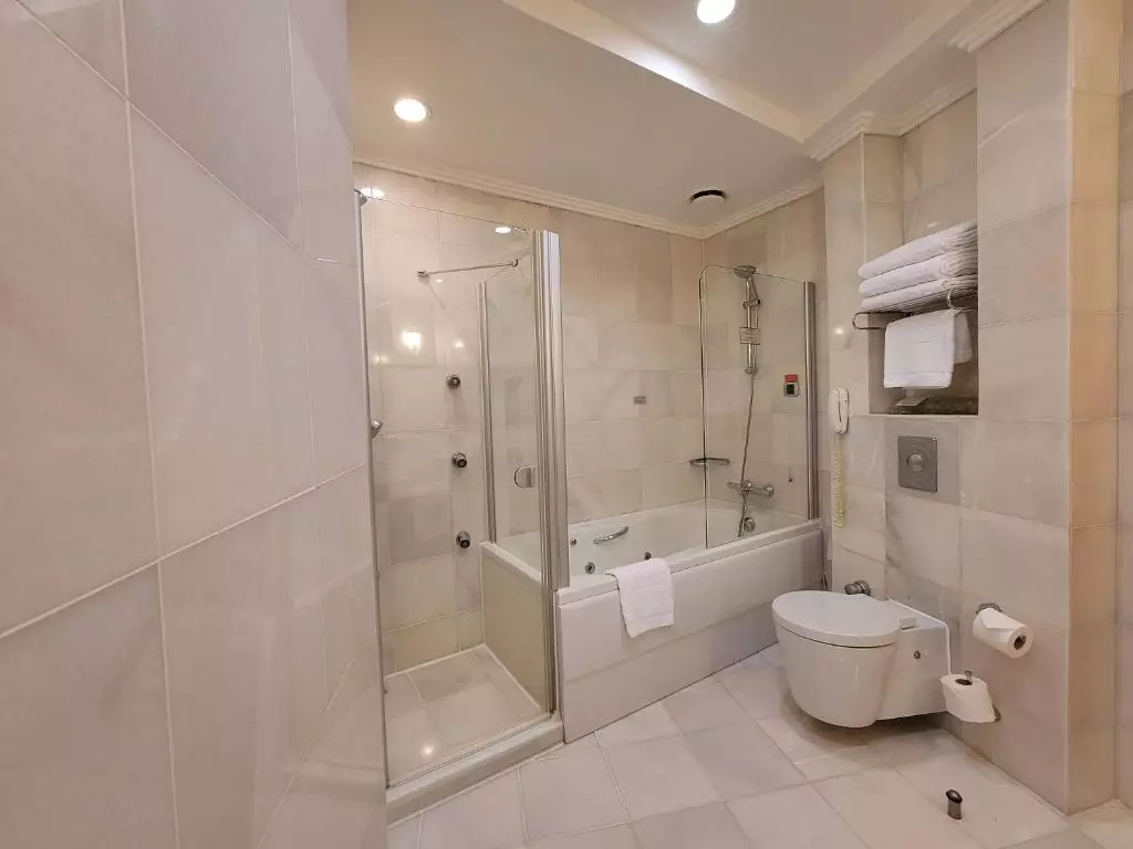 Wyndham Grand Izmir Ozdilek Thermal and Spa